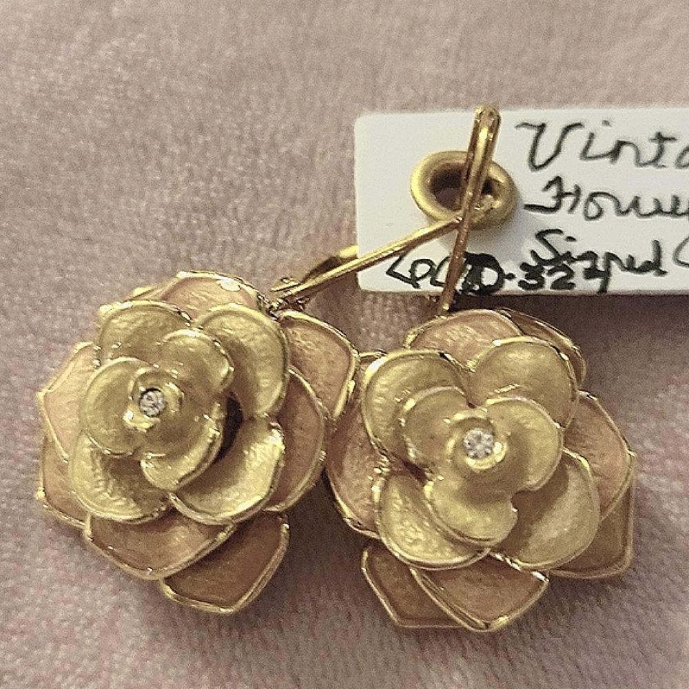 SOLD Joan River's Pierced Floral Dangle earrings.   Vintage